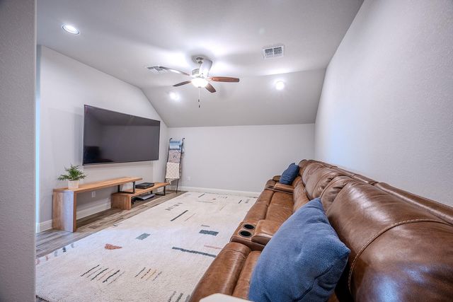 227 Dally CT, Dripping Springs, TX 78620