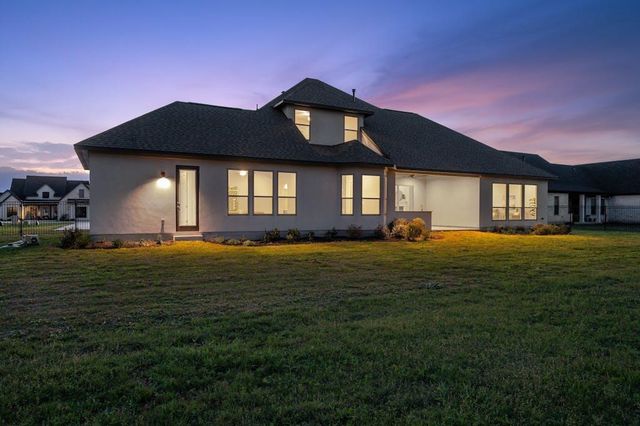227 Dally CT, Dripping Springs, TX 78620