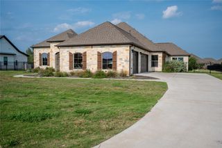 227 Dally CT, Dripping Springs, TX 78620