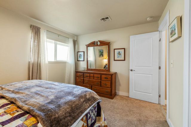 10055 Westbrook Drive, Klamath Falls, OR 97603