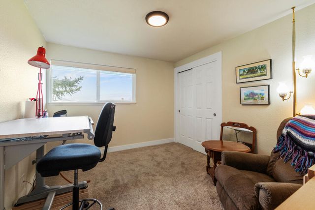 10055 Westbrook Drive, Klamath Falls, OR 97603