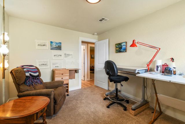 10055 Westbrook Drive, Klamath Falls, OR 97603