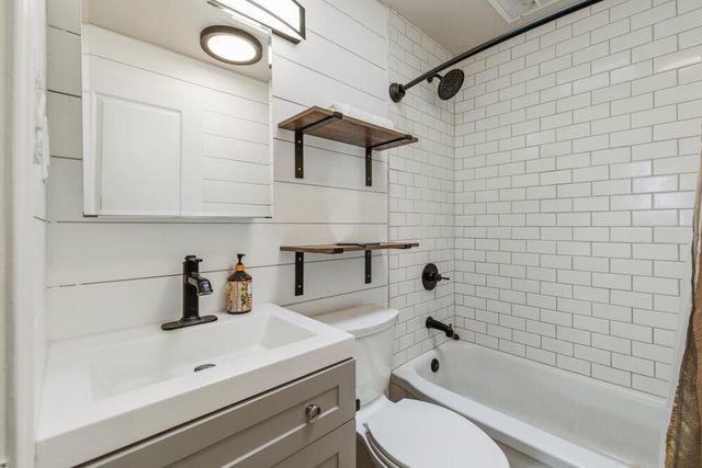 10055 Westbrook Drive, Klamath Falls, OR 97603