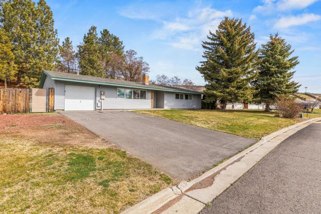 10055 Westbrook Drive, Klamath Falls, OR 97603