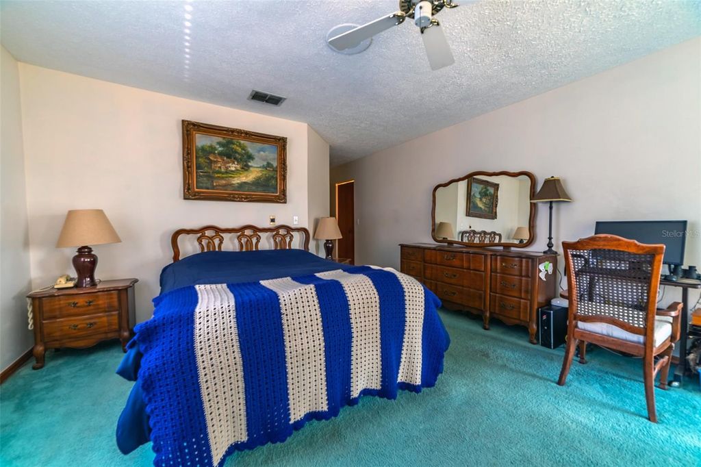 Image 31 of property listing at 6810 SEAVIEW BOULEVARD, Hudson, FL 34667