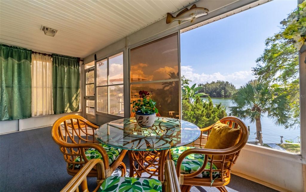 Image 39 of property listing at 6810 SEAVIEW BOULEVARD, Hudson, FL 34667