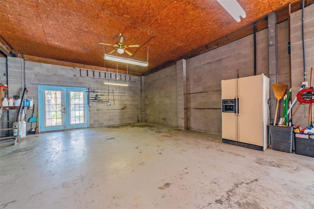 Image 44 of property listing at 6810 SEAVIEW BOULEVARD, Hudson, FL 34667