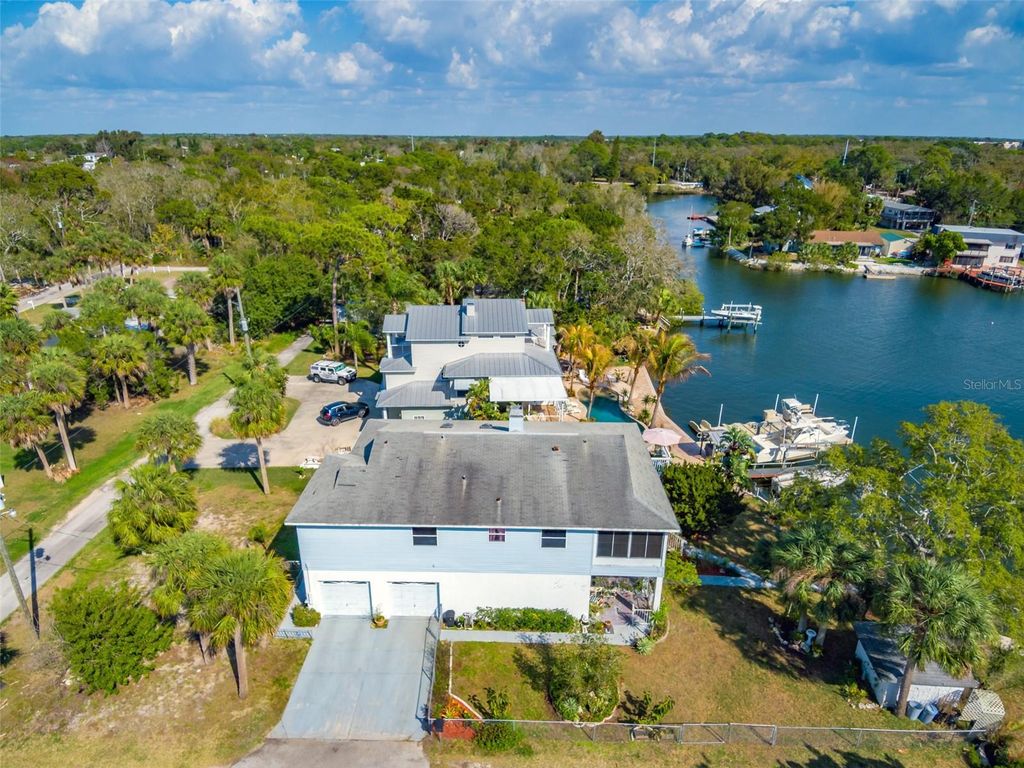 Image 49 of property listing at 6810 SEAVIEW BOULEVARD, Hudson, FL 34667