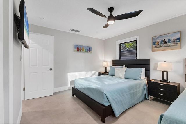 2553 E PAULSTAN COURT, Sarasota, FL 34237