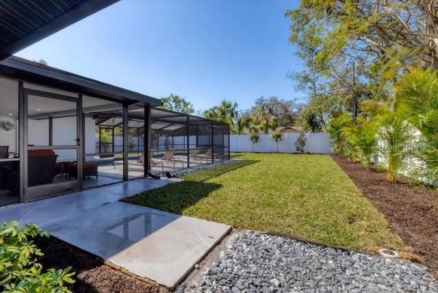 2553 E PAULSTAN COURT, Sarasota, FL 34237
