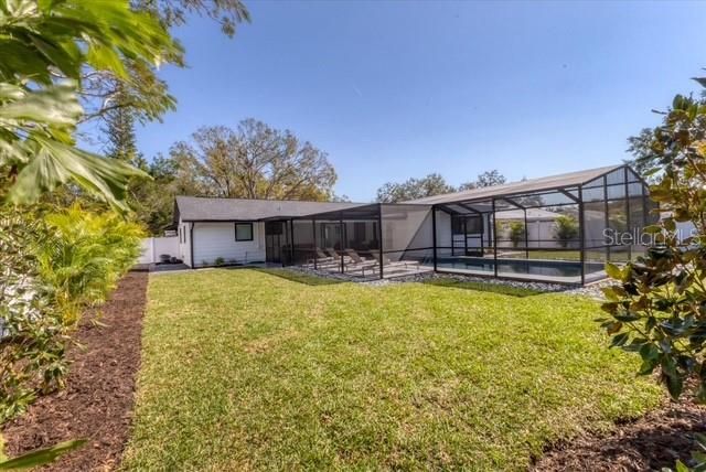2553 E PAULSTAN COURT, Sarasota, FL 34237