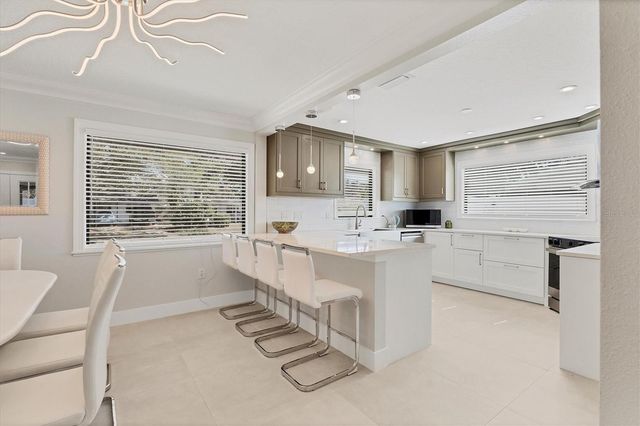 2553 E PAULSTAN COURT, Sarasota, FL 34237