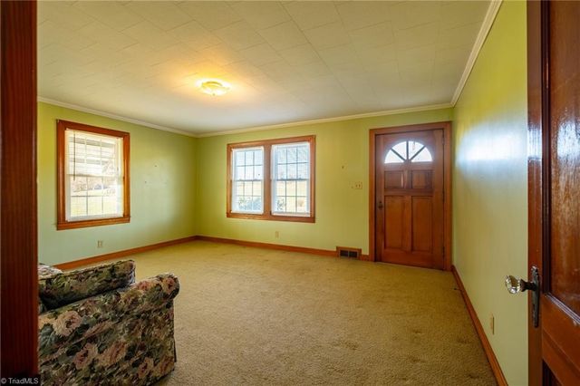 340 Jones Road, Winston-salem, NC 27107