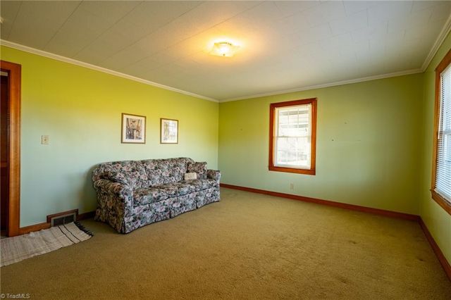 340 Jones Road, Winston-salem, NC 27107