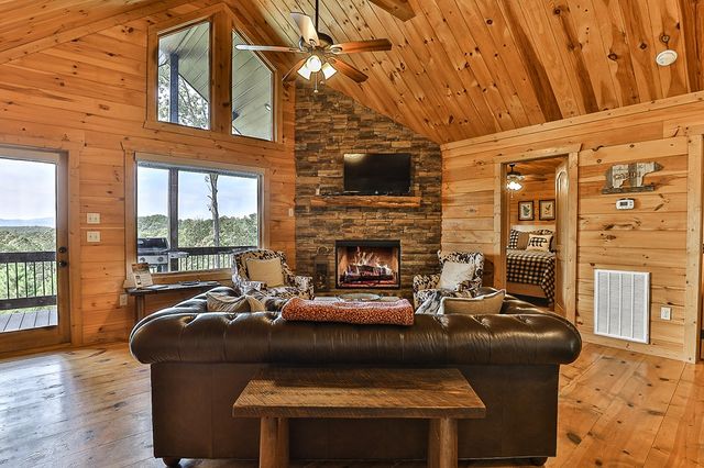 211 Big Timber Road, Mineral Bluff, GA 30559