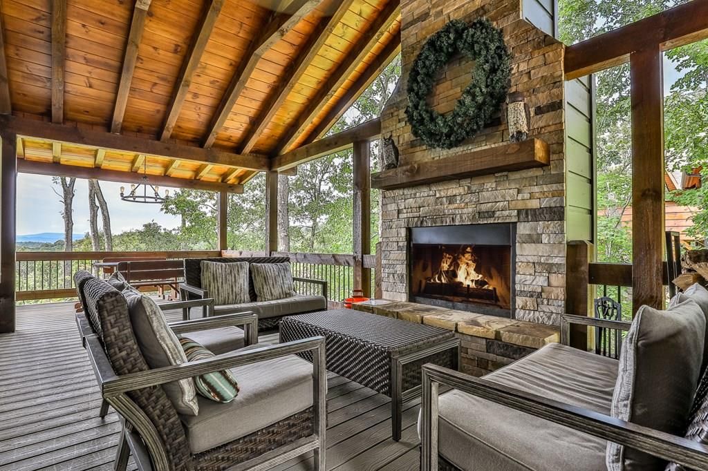 211 Big Timber Road, Mineral Bluff, GA 30559