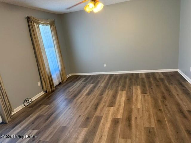 140 Cecilianna Dr, Elizabethtown, KY 42701