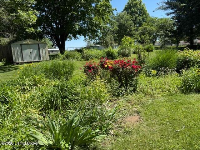 140 Cecilianna Dr, Elizabethtown, KY 42701