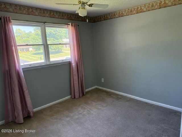 140 Cecilianna Dr, Elizabethtown, KY 42701