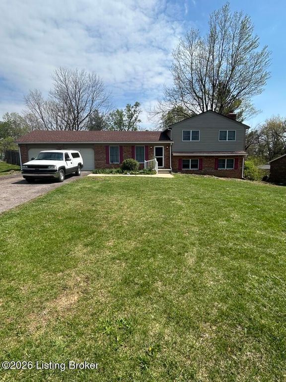 140 Cecilianna Dr, Elizabethtown, KY 42701
