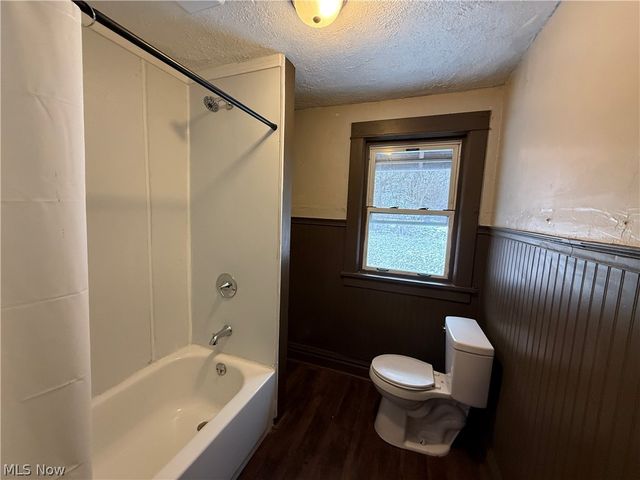 468 Hill Street, Beech Bottom, WV 26037