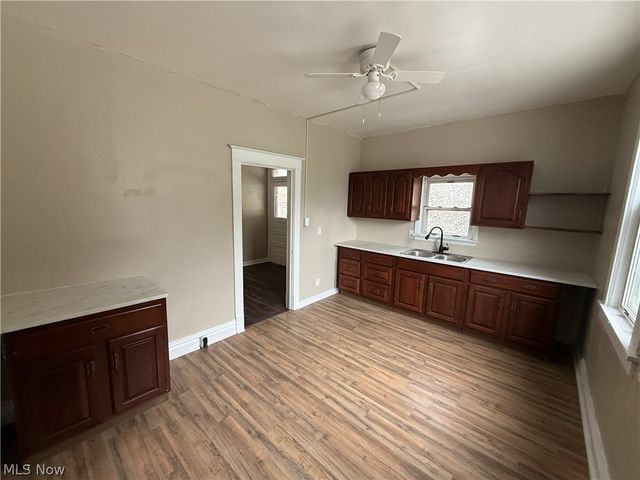 468 Hill Street, Beech Bottom, WV 26037
