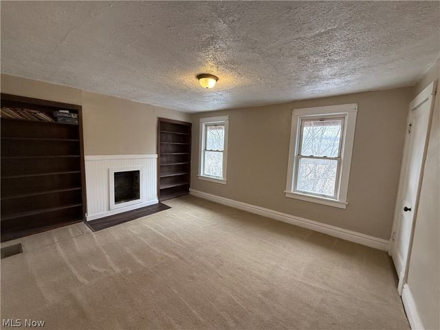 468 Hill Street, Beech Bottom, WV 26037