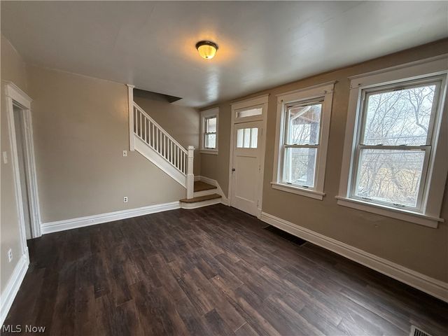 468 Hill Street, Beech Bottom, WV 26037