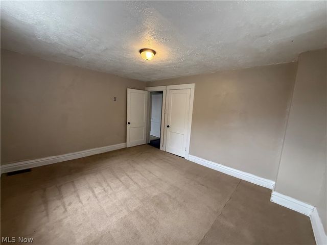 468 Hill Street, Beech Bottom, WV 26037