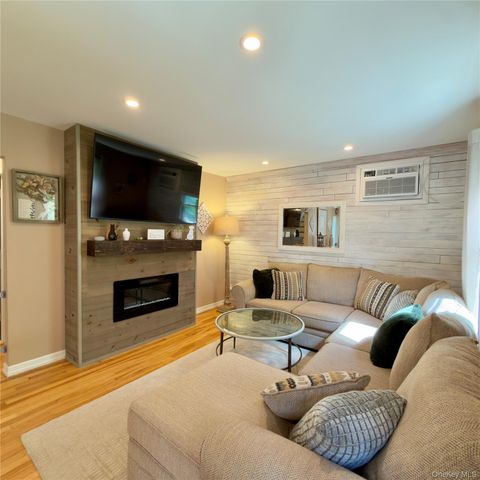21 Birch Drive, Mahopac, NY 10541