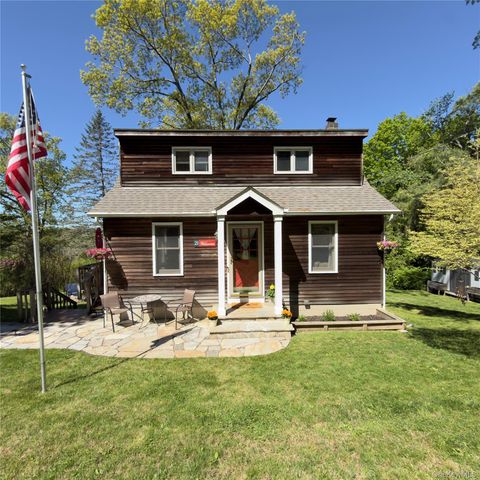 21 Birch Drive, Mahopac, NY 10541