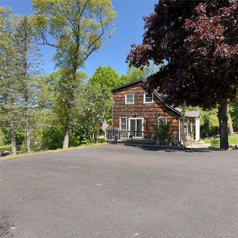 21 Birch Drive, Mahopac, NY 10541