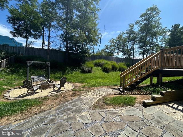 11 PHEASANT RUN CT, Lutherville Timonium, MD 21093