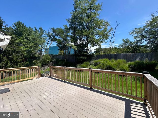 11 PHEASANT RUN CT, Lutherville Timonium, MD 21093