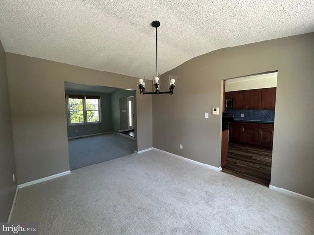 11 PHEASANT RUN CT, Lutherville Timonium, MD 21093