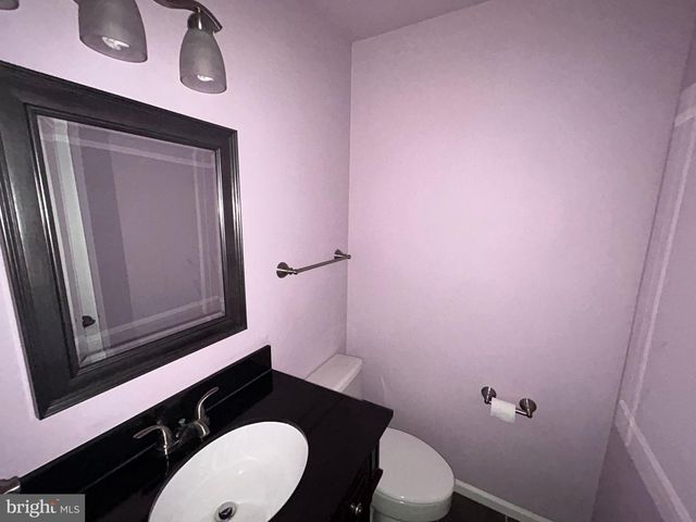 11 PHEASANT RUN CT, Lutherville Timonium, MD 21093