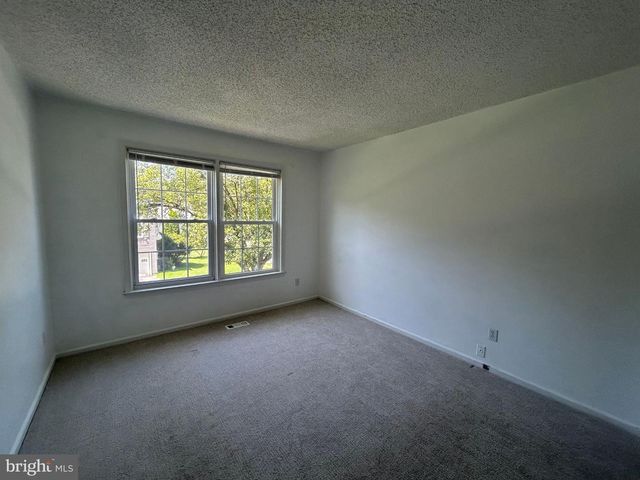 11 PHEASANT RUN CT, Lutherville Timonium, MD 21093