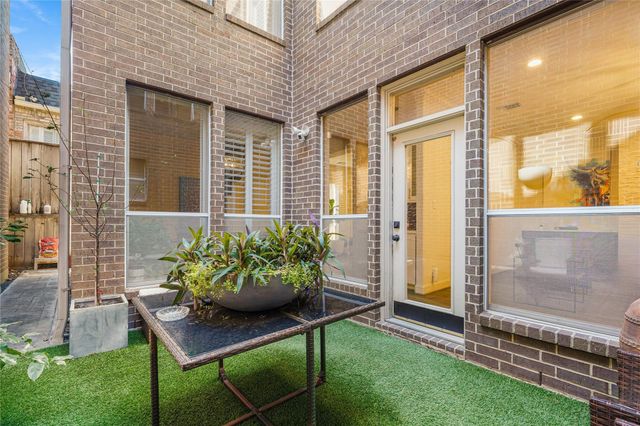 4746 Post Oak Timber Drive 34, Houston, TX 77056