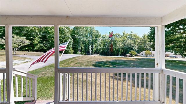 5802 MENDENHALL Road, Archdale, NC 27263