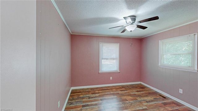 5802 MENDENHALL Road, Archdale, NC 27263