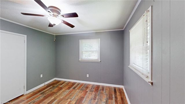 5802 MENDENHALL Road, Archdale, NC 27263