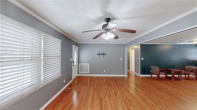 5802 MENDENHALL Road, Archdale, NC 27263
