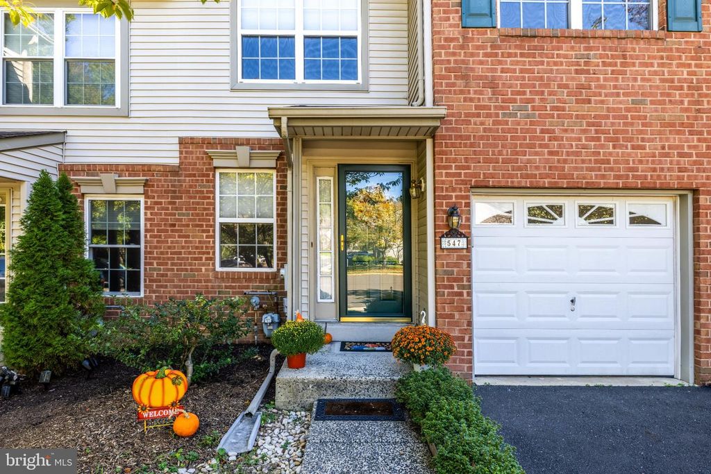 547 JASON DR, SOUTHAMPTON, PA 18966 — photo 2