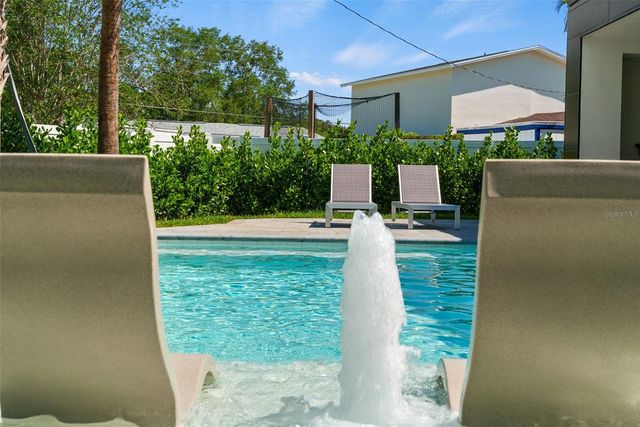 1304 INDIAN ROCKS ROAD, Belleair, FL 33756