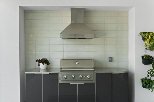 1304 INDIAN ROCKS ROAD, Belleair, FL 33756