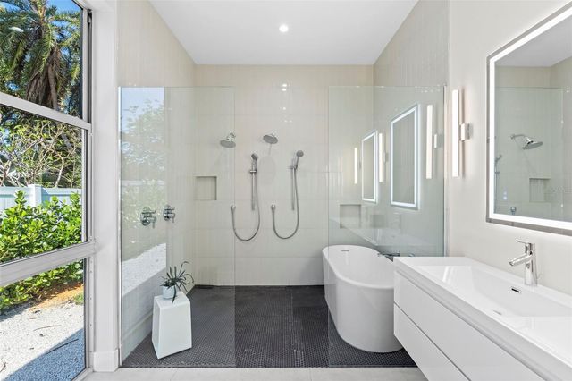 1304 INDIAN ROCKS ROAD, Belleair, FL 33756