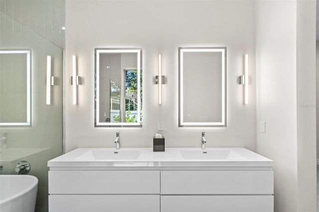 1304 INDIAN ROCKS ROAD, Belleair, FL 33756