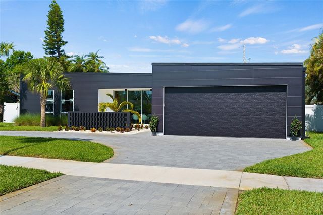 1304 INDIAN ROCKS ROAD, Belleair, FL 33756