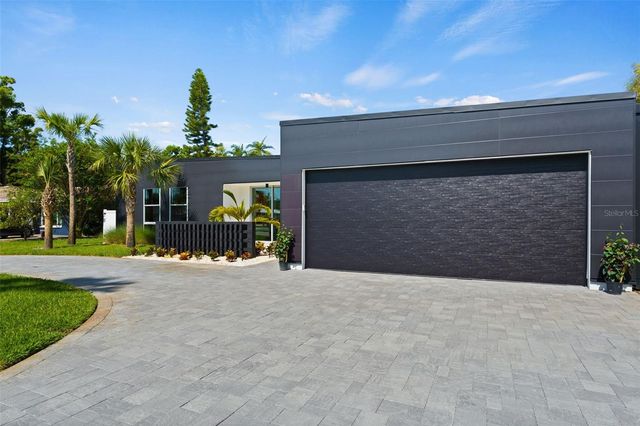 1304 INDIAN ROCKS ROAD, Belleair, FL 33756