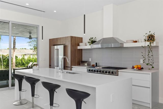 1304 INDIAN ROCKS ROAD, Belleair, FL 33756